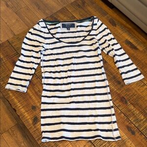 Old Navy Navy & White Striped Scoop Neck 3/4 Sleeve Top